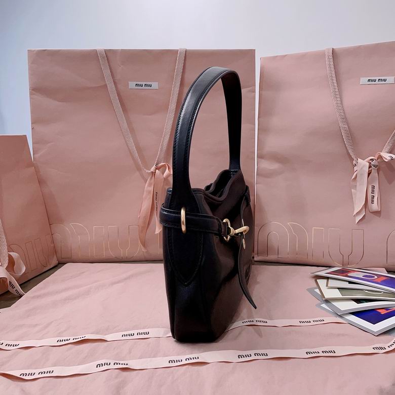 5BC182 33X19X5cm SF 2色 10