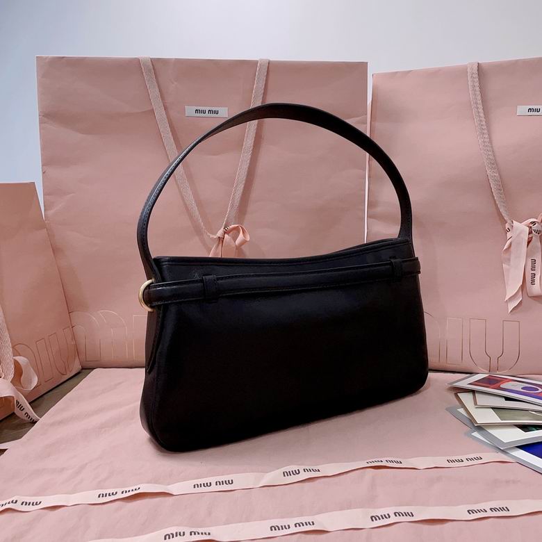 5BC182 33X19X5cm SF 2色 11