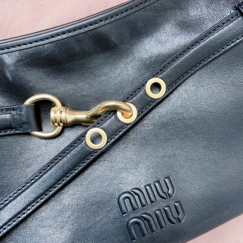 5BC182 33X19X5cm SF 2色 15