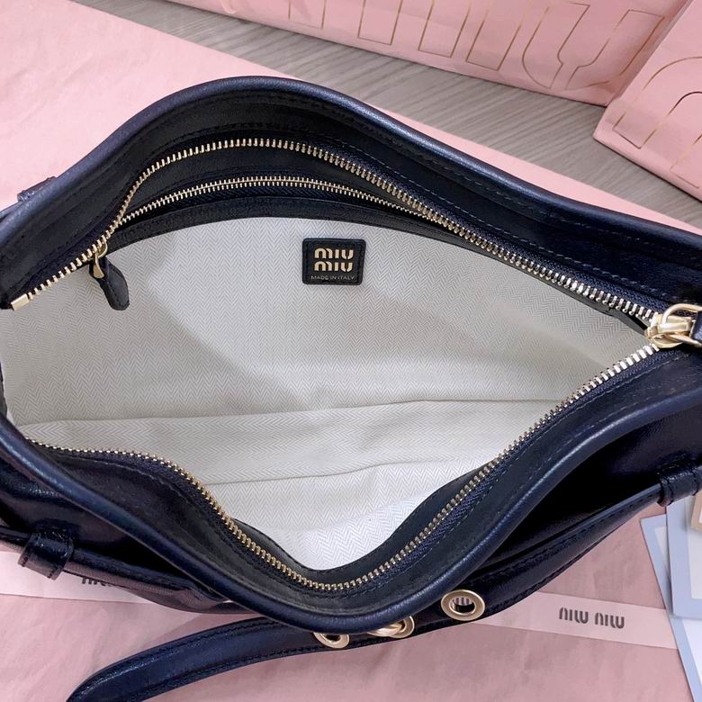 5BC182 33X19X5cm SF 2色 16