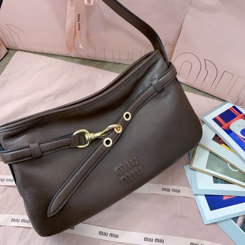 5BC182 33X19X5cm SF 2色 6