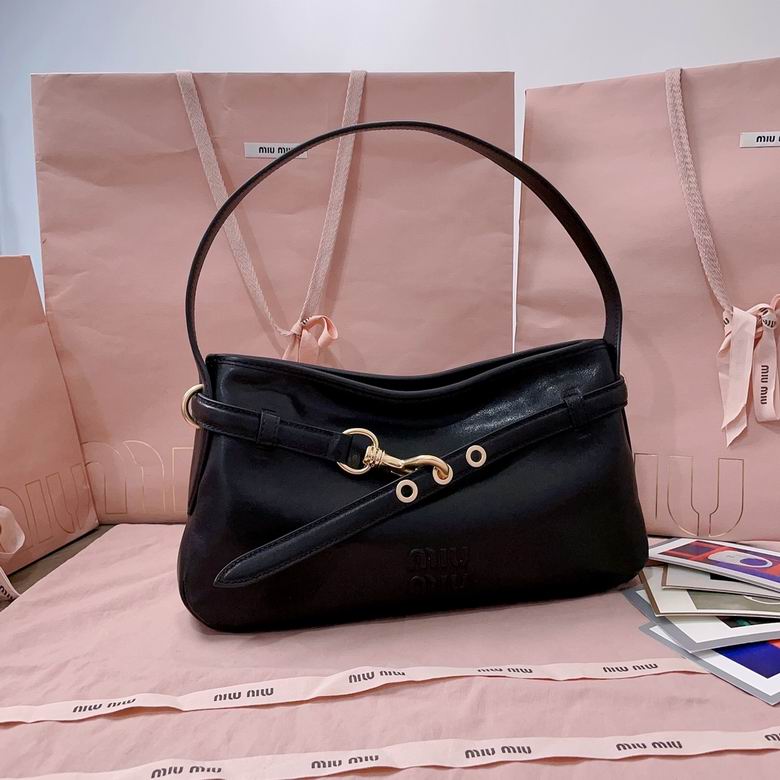 5BC182 33X19X5cm SF 2色 9