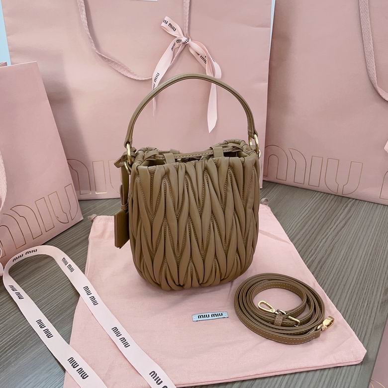 5BE085 17X15X10cm SF 3