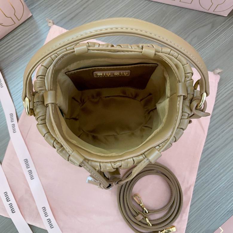 5BE085 17X15X10cm SF 8