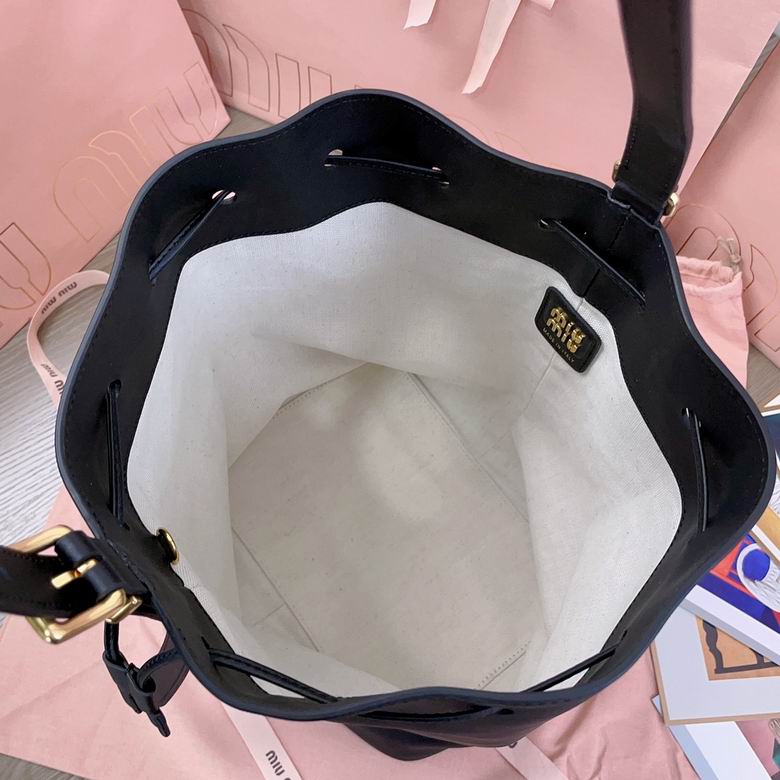 5BE089 23X29X17cm SF 2色 17