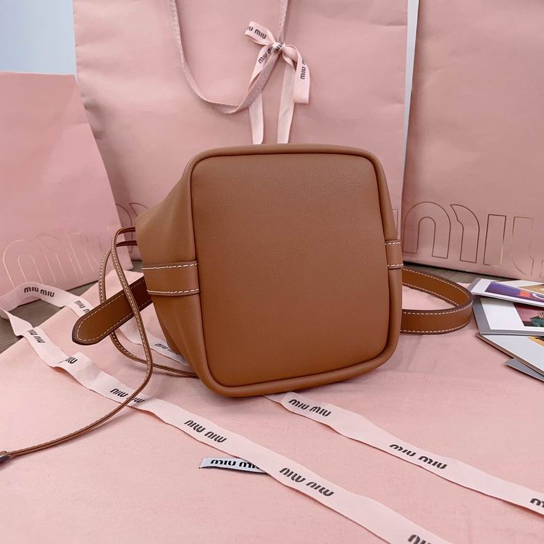 5BE090 16X22.5X14cm SF 2色 12