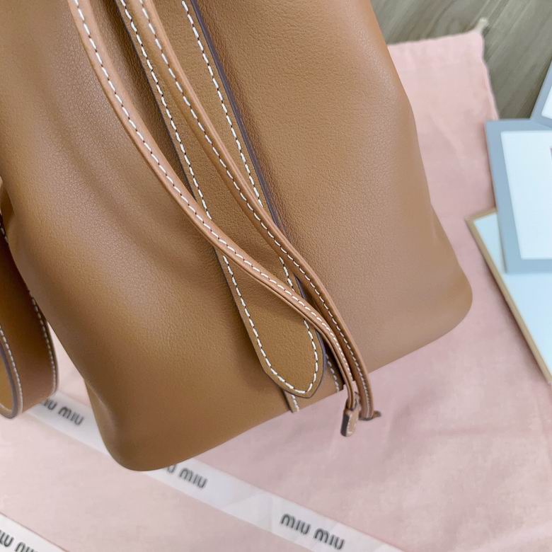 5BE090 16X22.5X14cm SF 2色 15