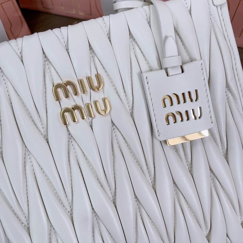 5BG263 24X20.5X8cm SF 2色 15