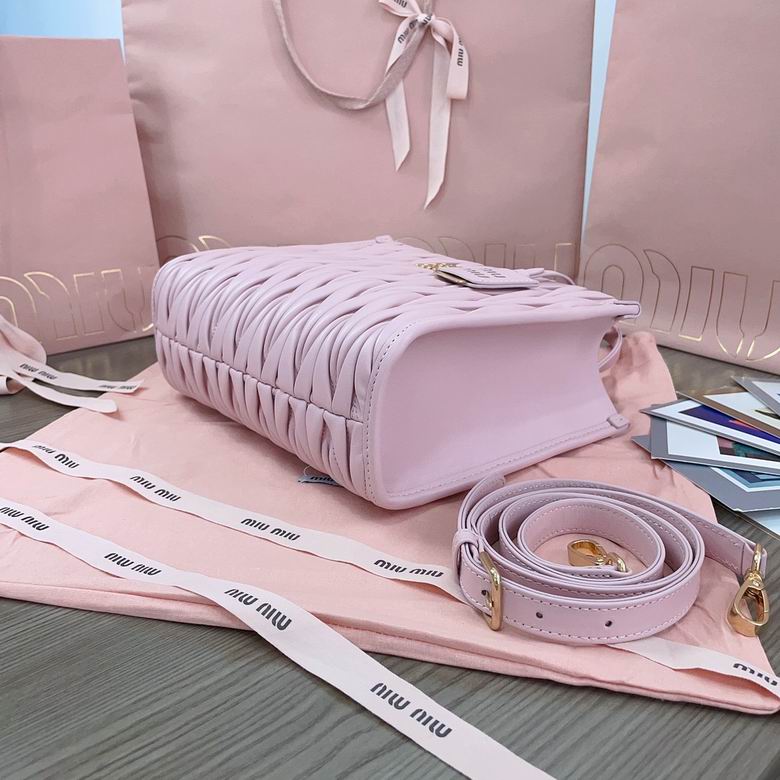 5BG263 24X20.5X8cm SF 2色 5