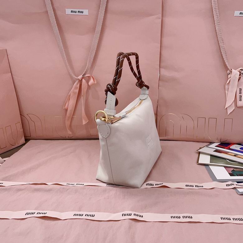 5NE841 19X25.5X14X10cm SF 5色 10