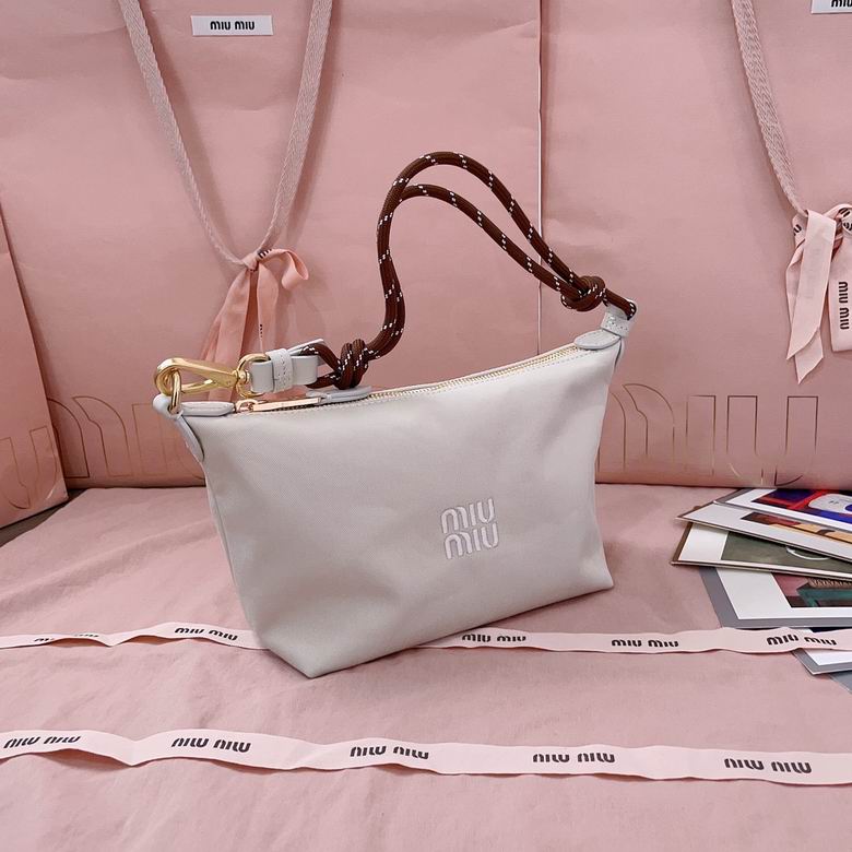 5NE841 19X25.5X14X10cm SF 5色 13