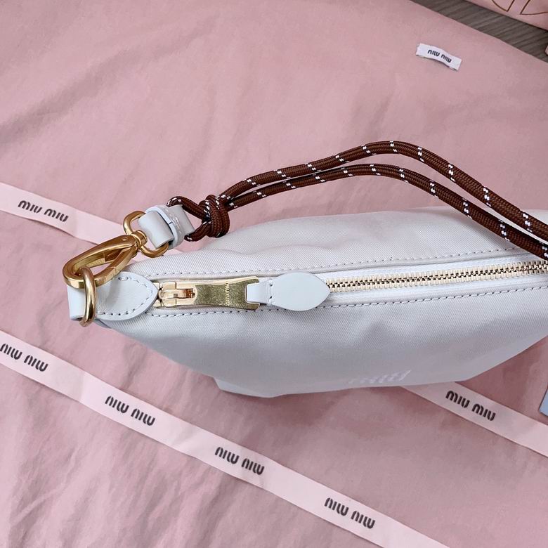 5NE841 19X25.5X14X10cm SF 5色 16