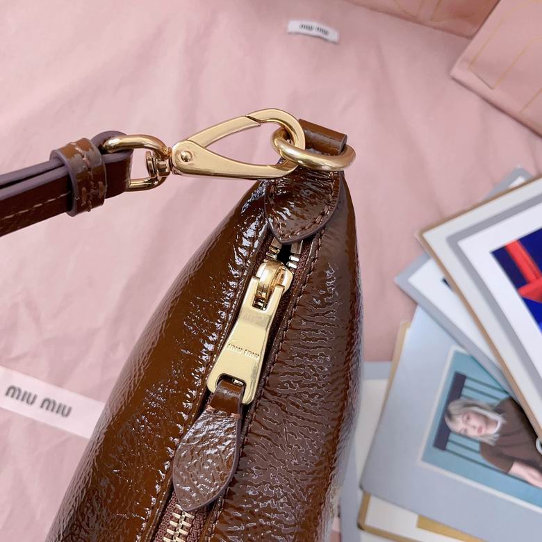 5NE841 19X25.5X14X10cm SF 5色 33