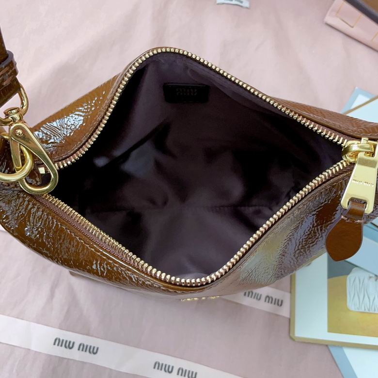 5NE841 19X25.5X14X10cm SF 5色 34