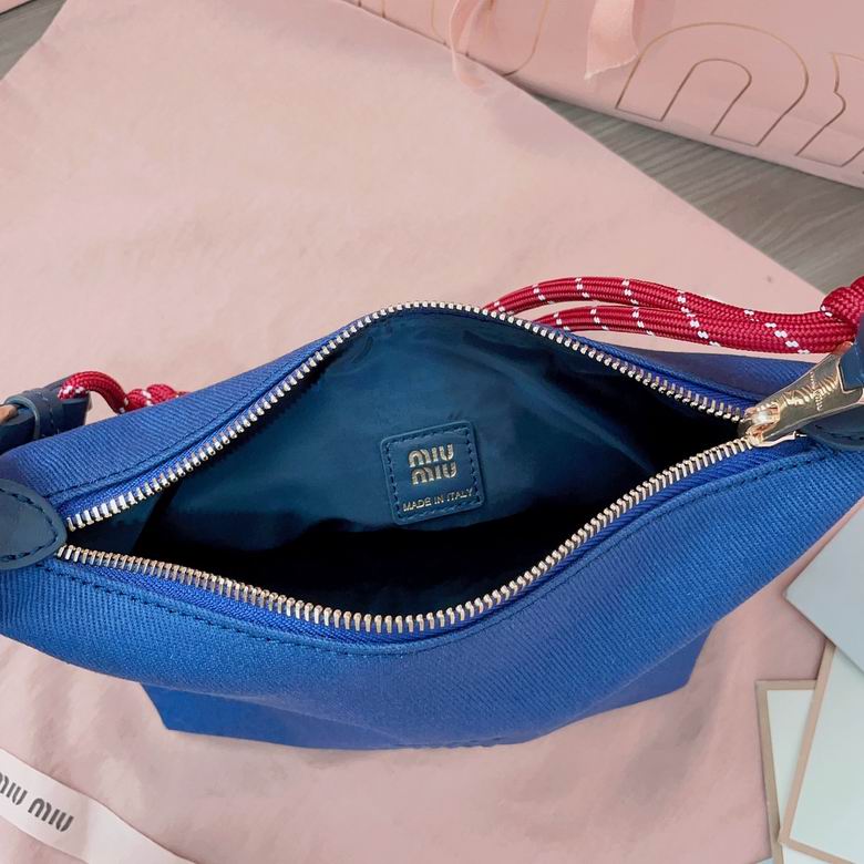 5NE841 19X25.5X14X10cm SF 5色 44