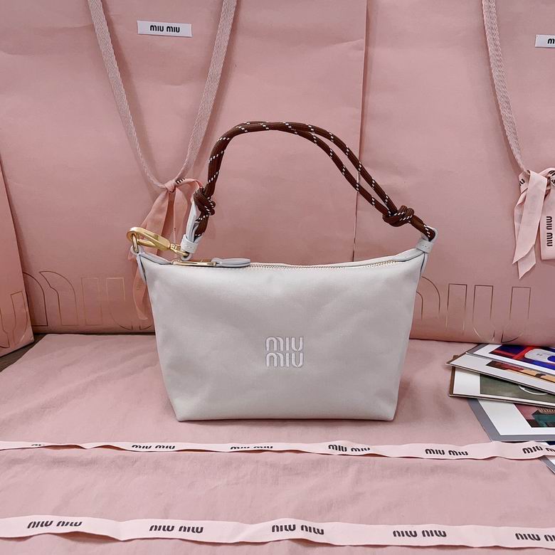 5NE841 19X25.5X14X10cm SF 5色 9