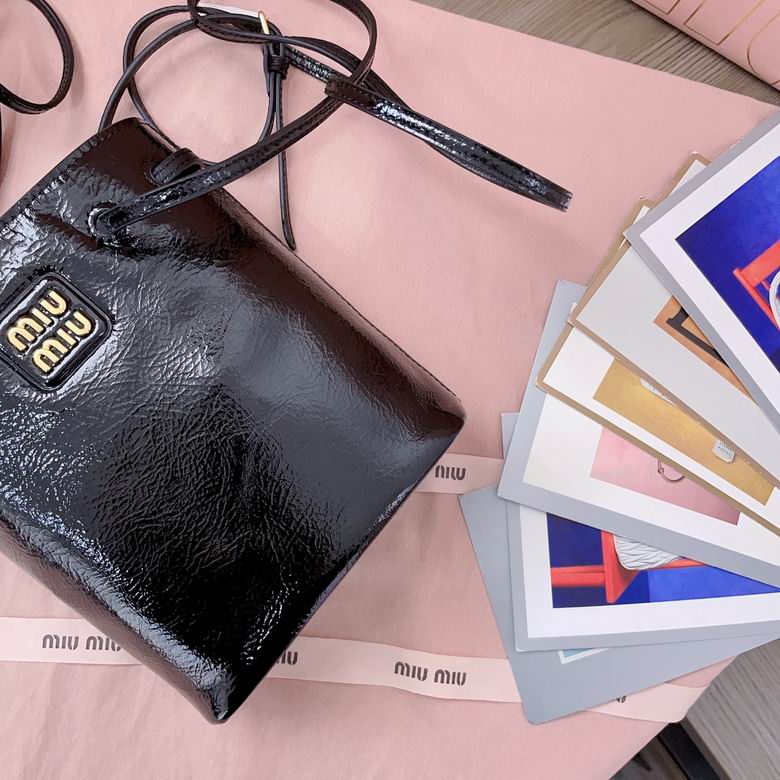 5NF460 17X14X6cm SF 3色 22