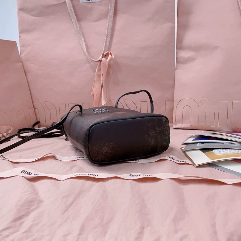 5NF460 17X14X6cm SF 3色 3