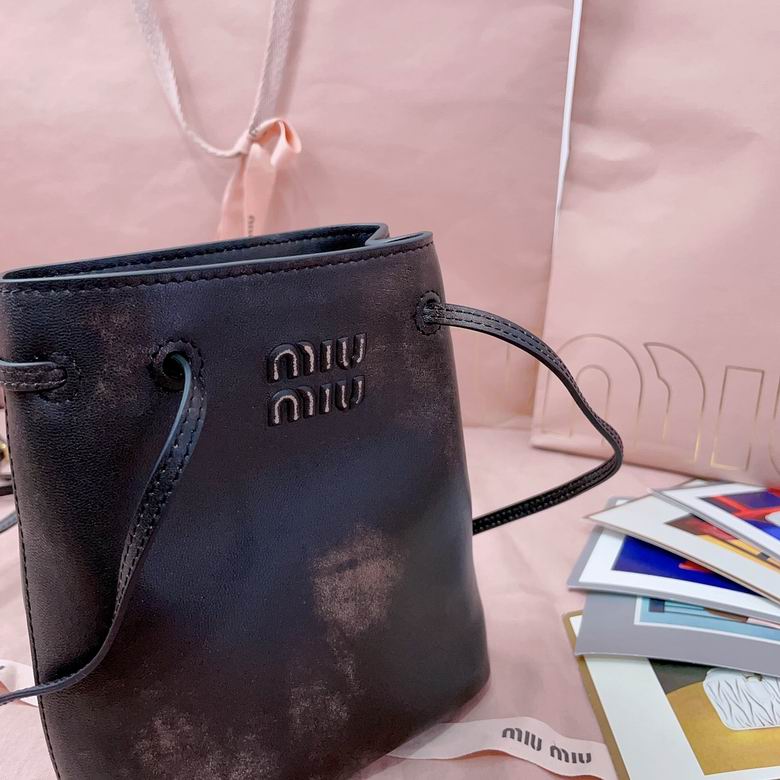 5NF460 17X14X6cm SF 3色 4