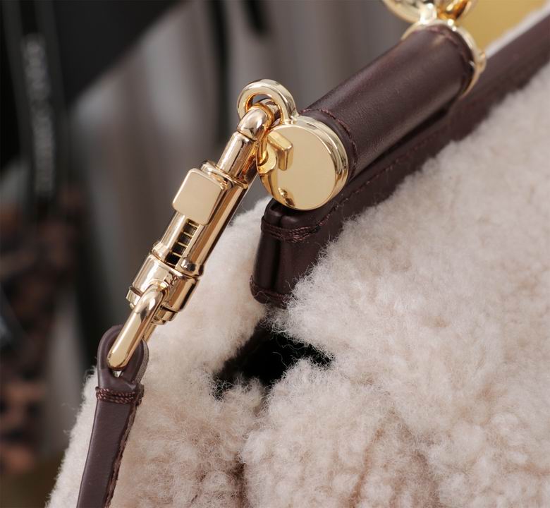 611627 25X17X9cm HX 7