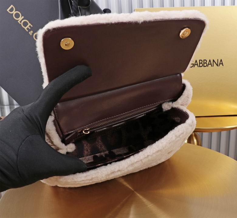 641106 20X16X8cm HX 4