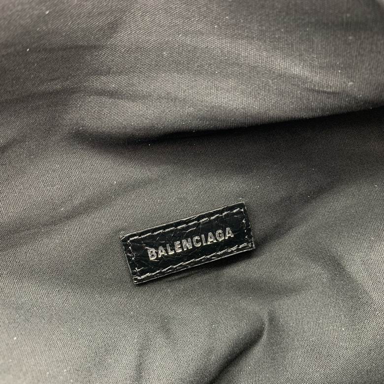 703143950 39.9X17.8X9.9cm GY 6