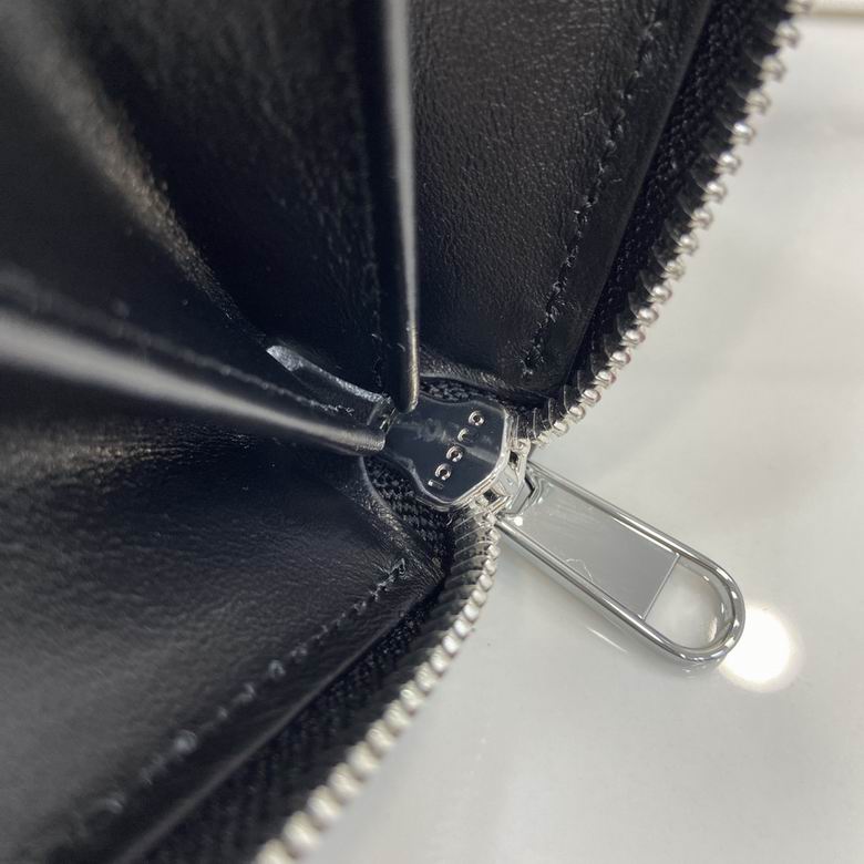 739484 19X10.5X2.5cm YG 8