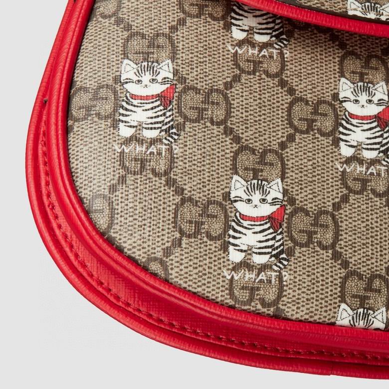 814014 16X15X2.5cm MP 4