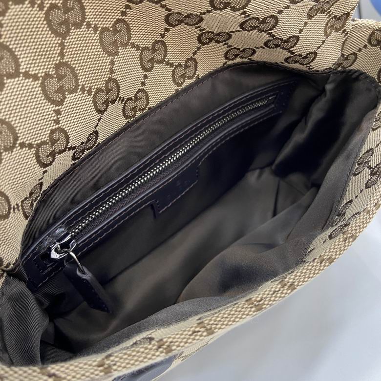 821617 19X15X7cm YG 2色 17