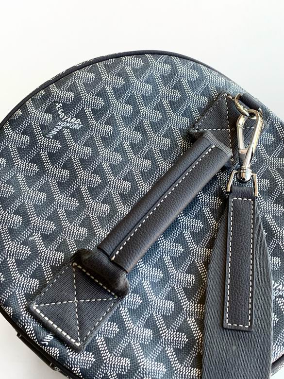 8311 40X23X23cm YG 11色 84