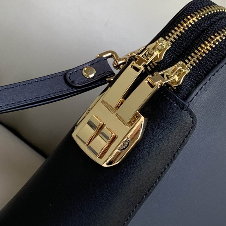 8416-4 27X17X4cm WP 5