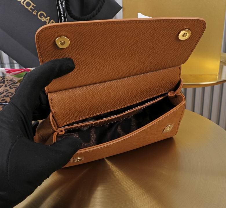 BB6111 11X18X6cm HX 21色 148