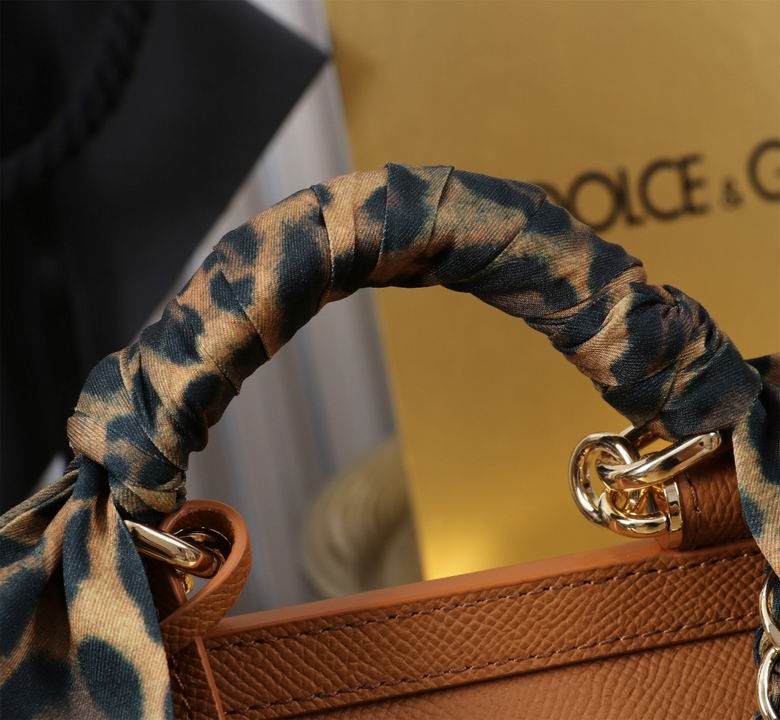 BB6111 11X18X6cm HX 21色 158