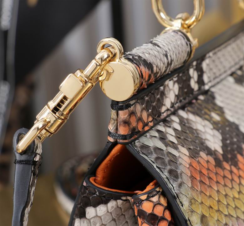 BB6111 11X18X6cm HX 9色 69