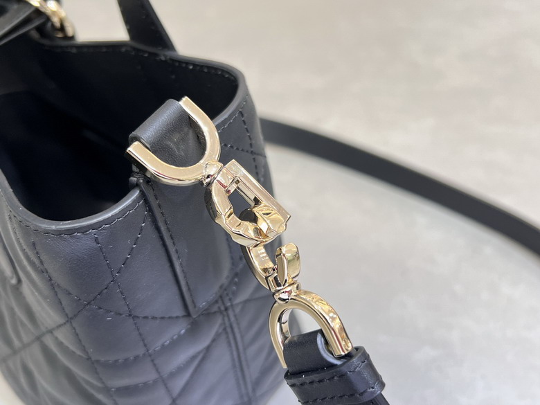 Dior 2835 16x18x12cm yz_6