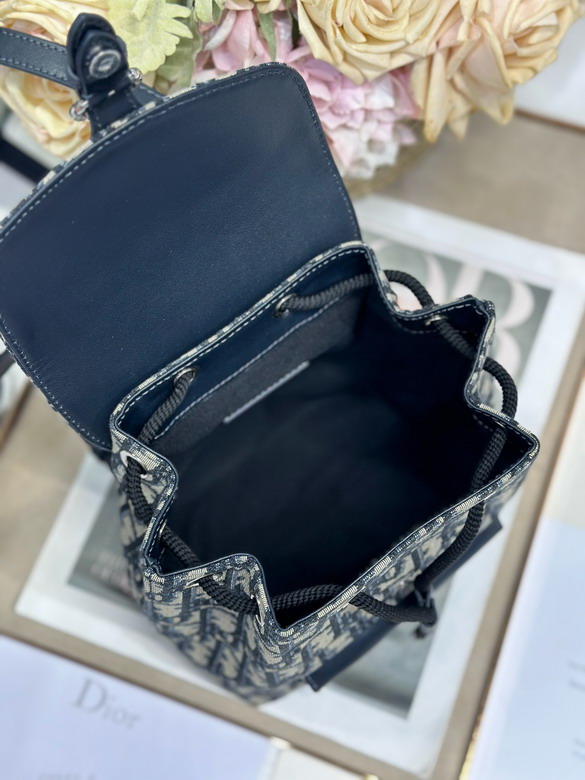 Dior D006 19 5x18 5x8 5cm yz1_7