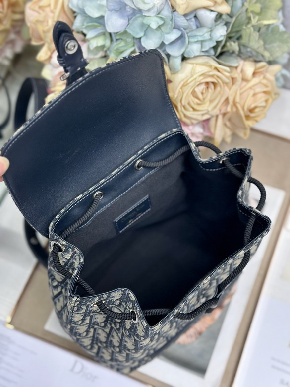 Dior D007 23x26 7x12 5cm yz1_7