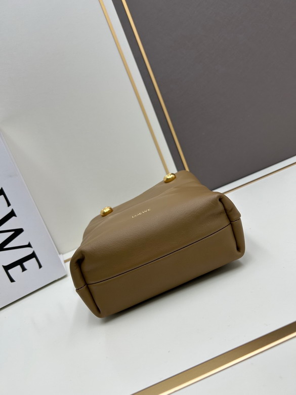 Loewe S260099 21 5x17x7cm jj1_4