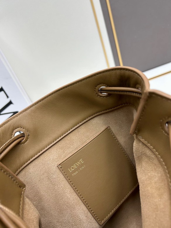 Loewe S260099 21 5x17x7cm jj1_8