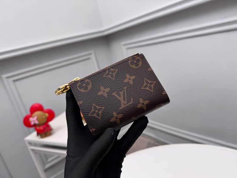 M11380 9X11.5X1.5cm YG 4