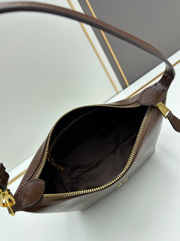 Miu 2023 18 5x14x10cm jj1_7