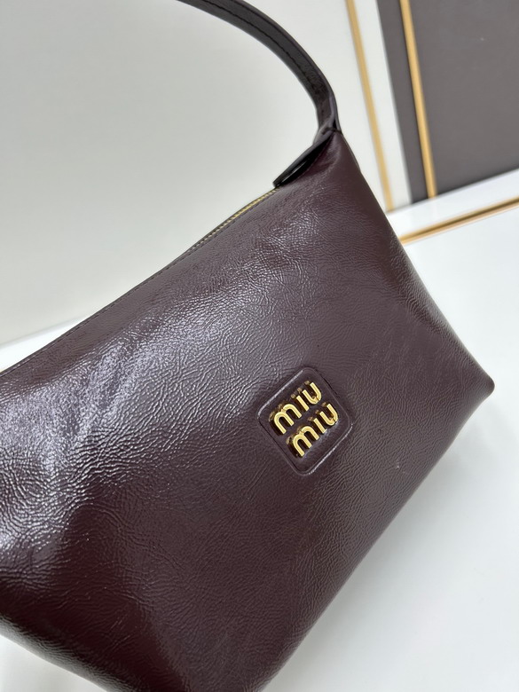 Miu 2023 18 5x14x10cm jj2_4