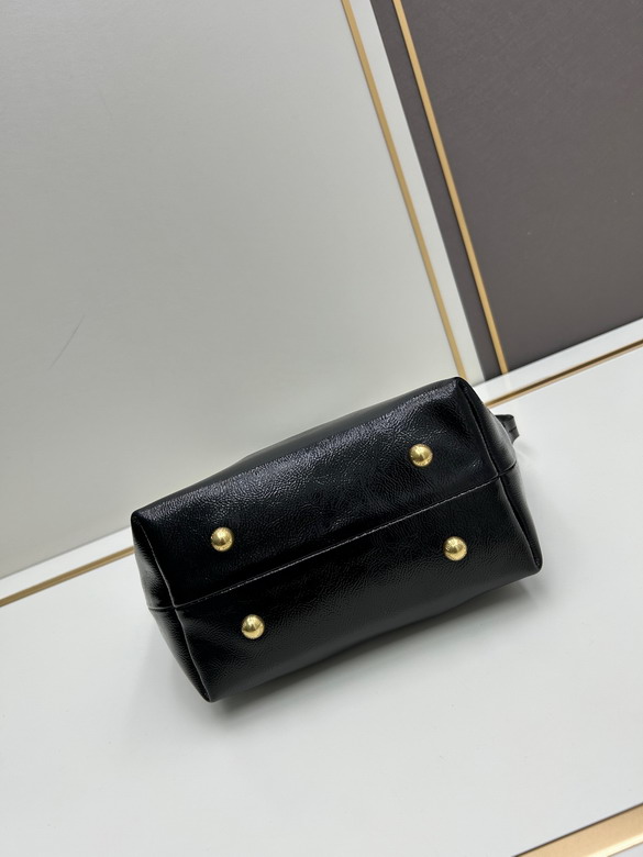 Miu 2023 18 5x14x10cm jj_5