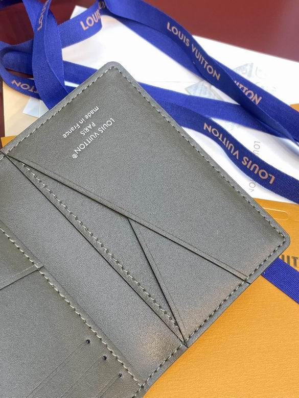 N00109 11.1X1X7.5cm YG 4