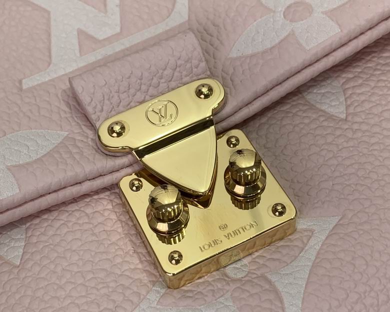 Nano M13796 12.5X6X21cm YG 6