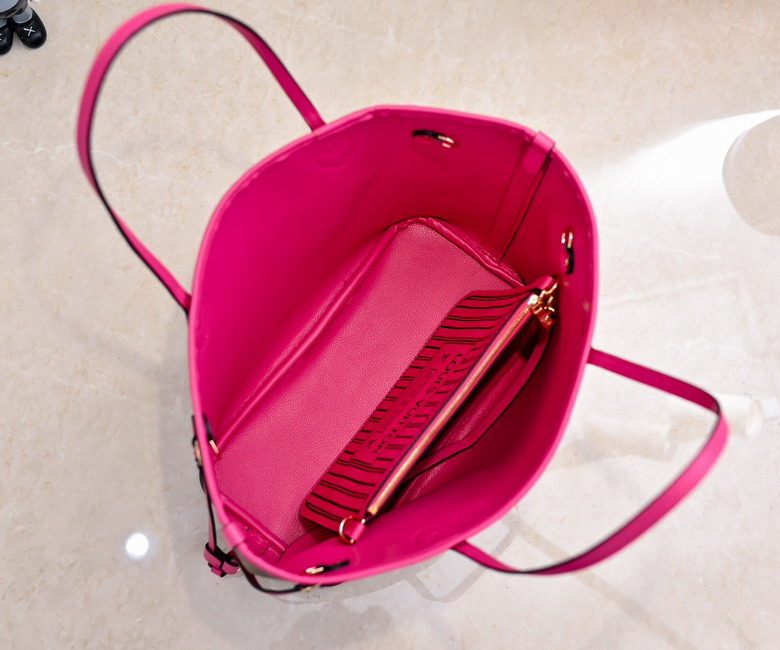 Neverfull M11946 24x14x9cm ss1_9