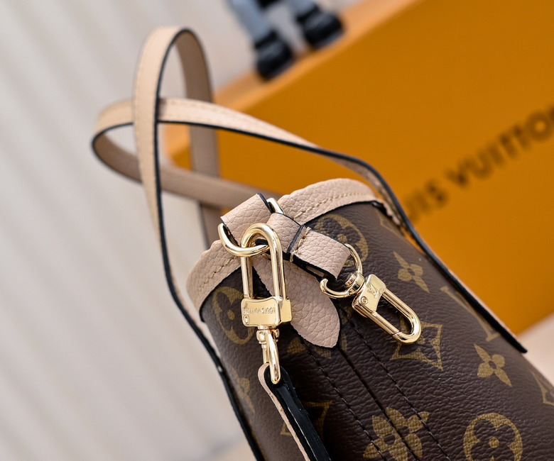 Neverfull M11946 24x14x9cm ss2_7