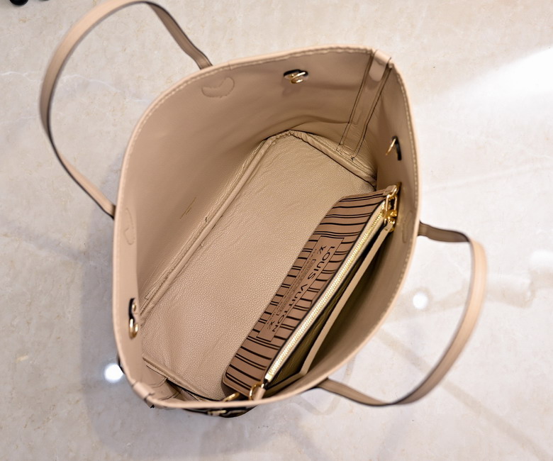 Neverfull M11946 24x14x9cm ss3_9