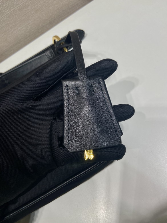 Prada 1BC234 27x13x4cm AP_7