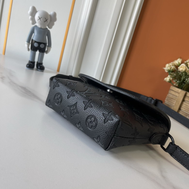 Pulse M12806 16x5x22 5cm ss1_4